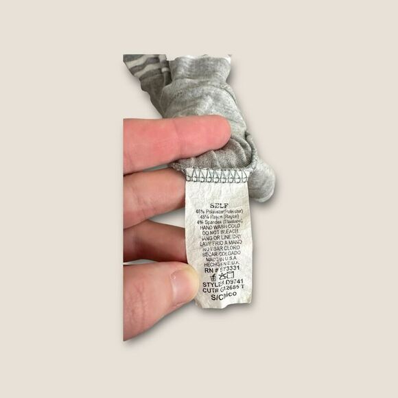 Gilli Full Length Maxi Dress Gray/White Size Small Long Beachy - Picture 5 of 5